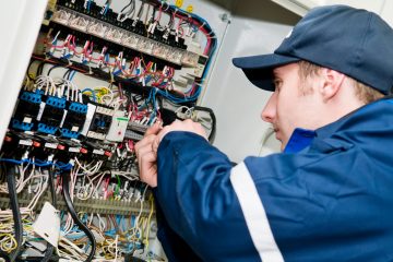 Benefits of Hiring an Electrician